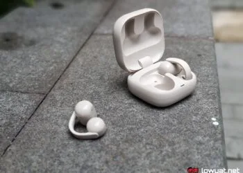 Sony LinkBuds Clip Review Images