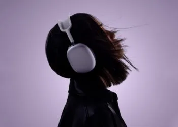 airpods max 2 launch