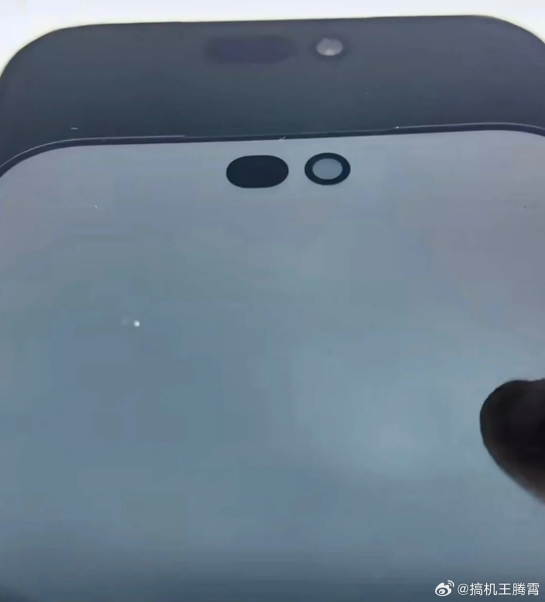 iphone 18 pro smaller dynamic island leak