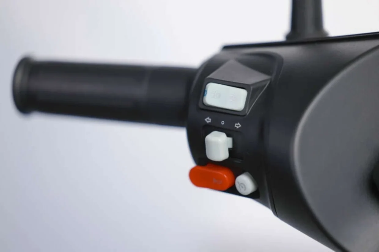 EZI Ray 01 launch Malaysia