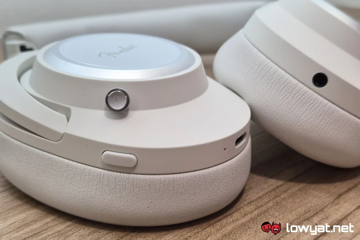 Fender Mix buttons close up