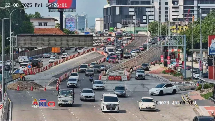 Image: Astro Radio Traffic.