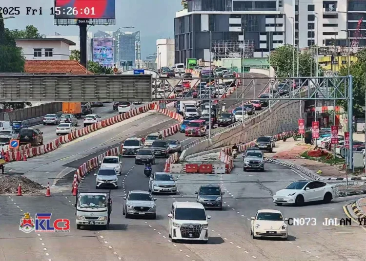 Image: Astro Radio Traffic.