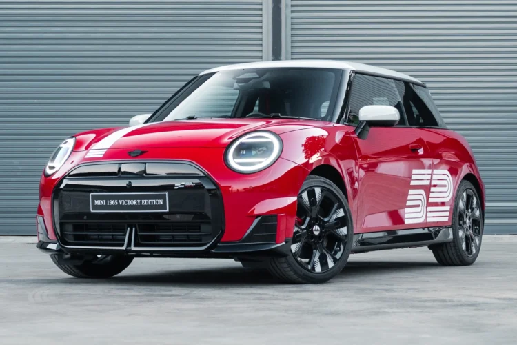Mini JCW 1965 Victory Edition