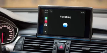 OpenAI Apple CarPlay ChatGPT Voice