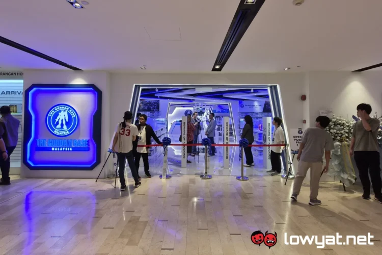 The Gundam Base Malaysia entrance