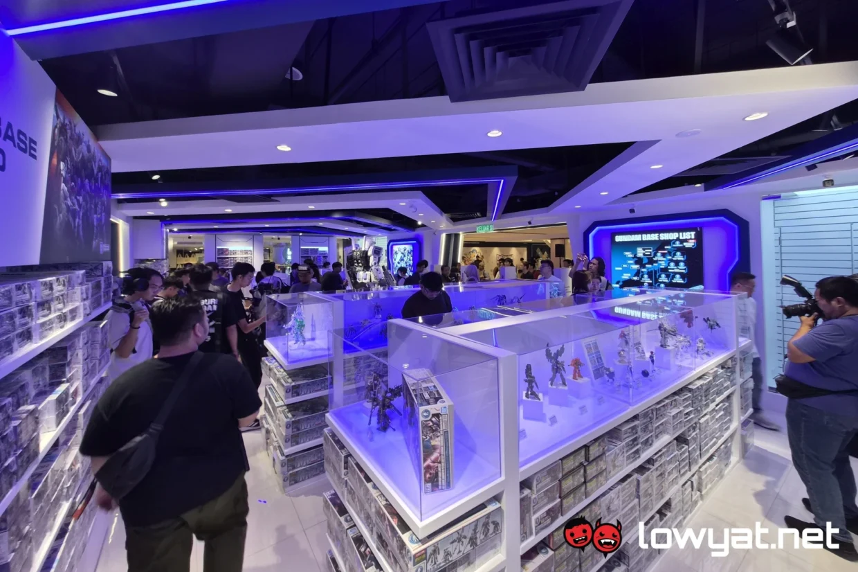 The Gundam Base Malaysia inside 2