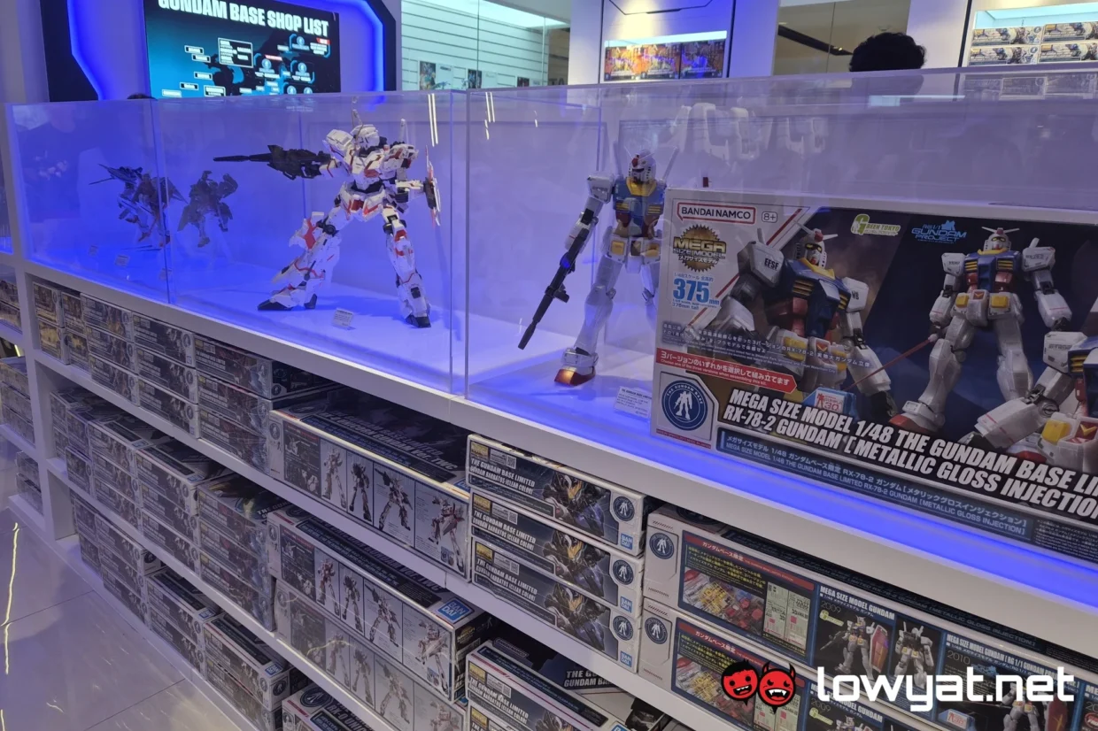 The Gundam Base Malaysia shelves + display