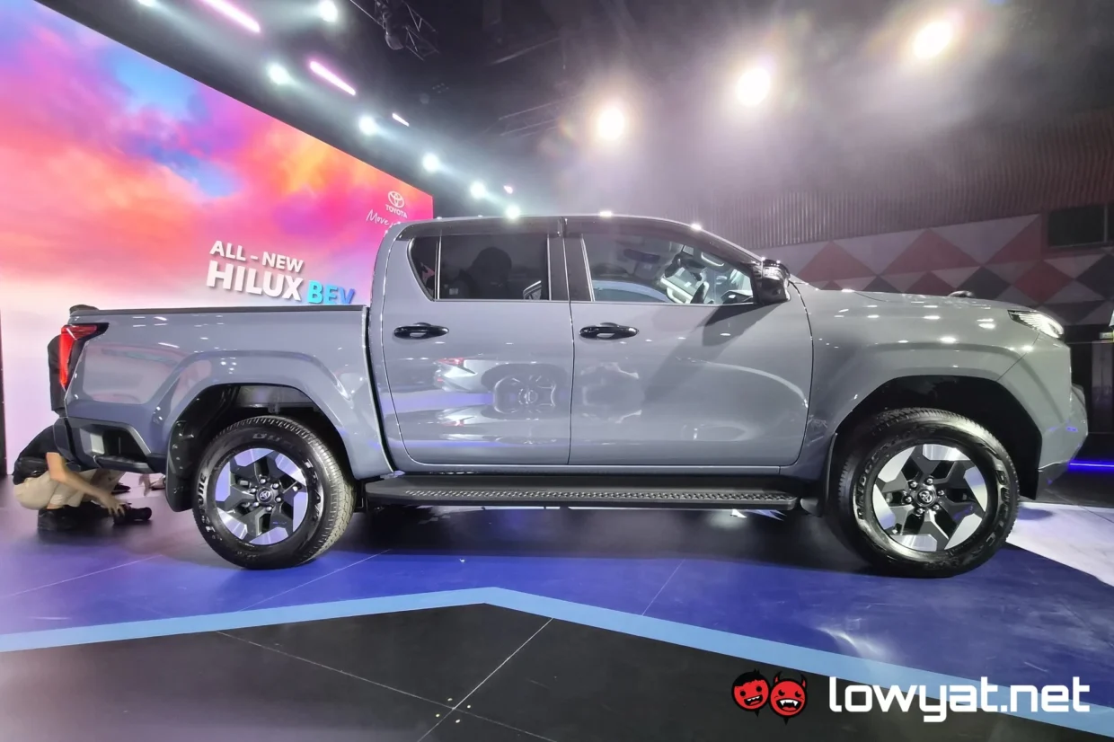 Toyota Hilix BEV side