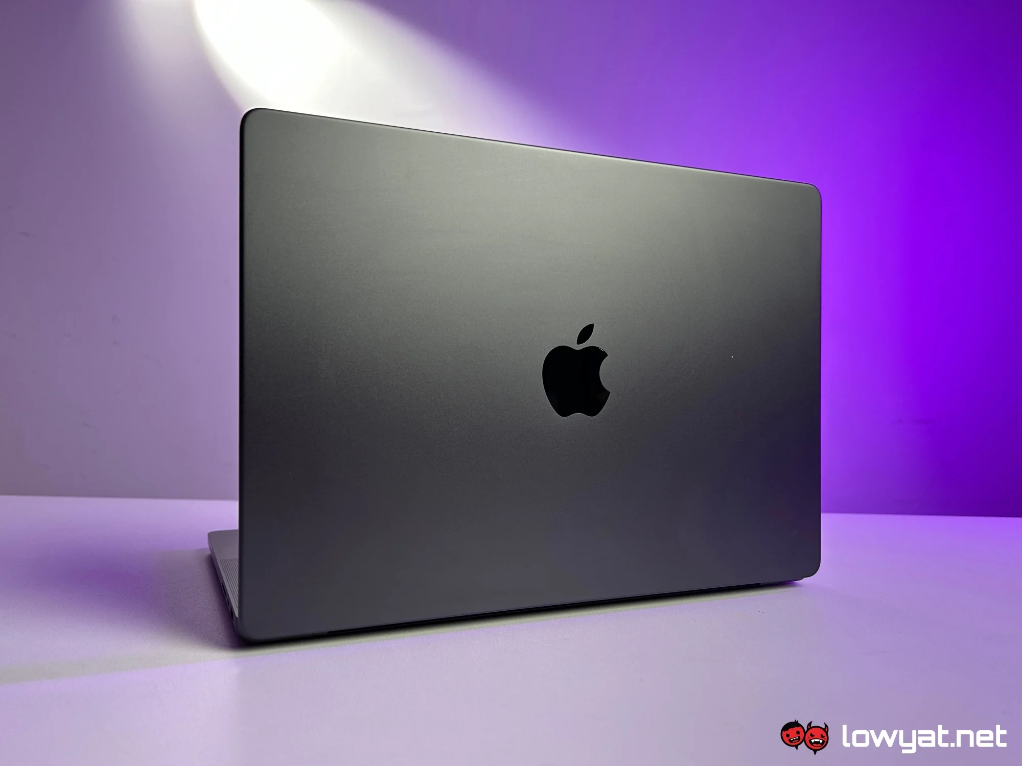 apple macbook pro m5 15 review