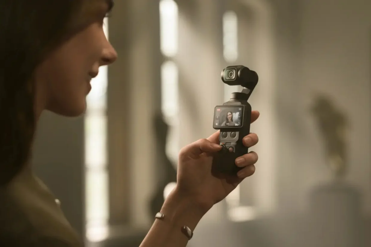 DJI Osmo Pocket 4