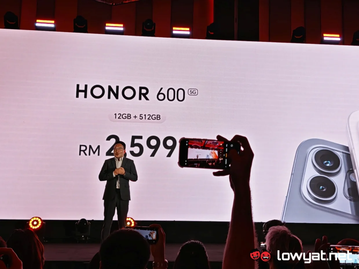 HONOR 600