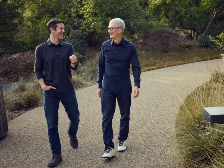 John Ternus Tim Cook Apple