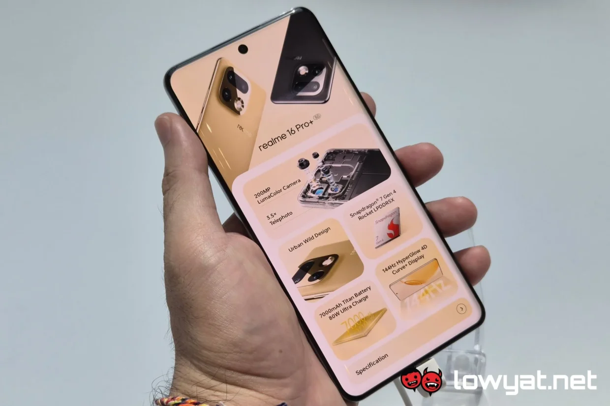 realme 16 Pro Plus front hand