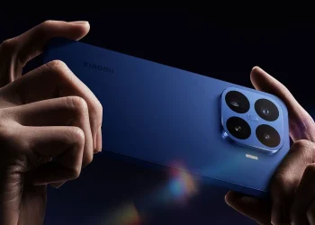Xiaomi Unveils 17T Series Design, Zoom