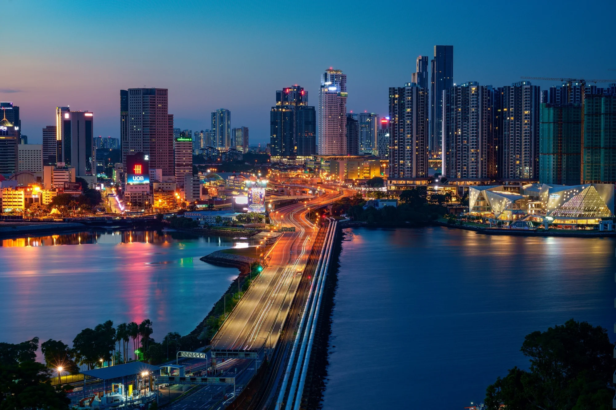 Malaysia, Singapore Cross-Border Taxi Locations Expanded; Grab Pilot Begins 4 May