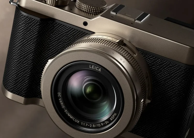Panasonic Lumix L10