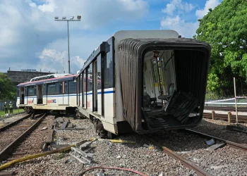 rapid kl prasarana lrt ampang sri petaling mot