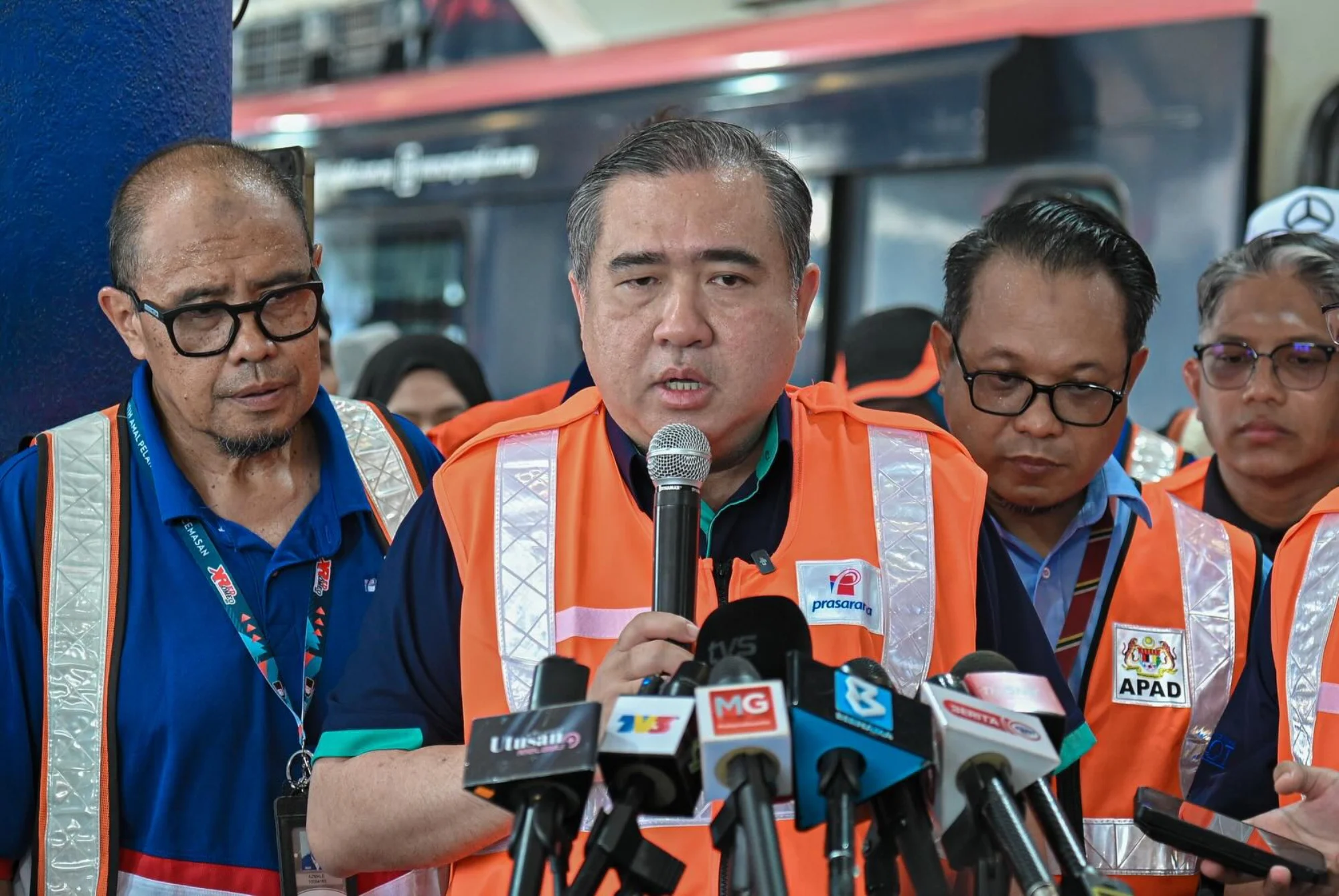 rapid kl prasarana lrt ampang sri petaling mot