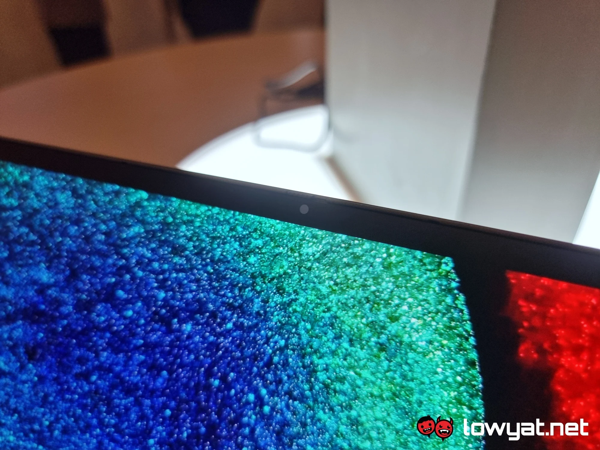 ASUS ExpertBook Ultra Launches