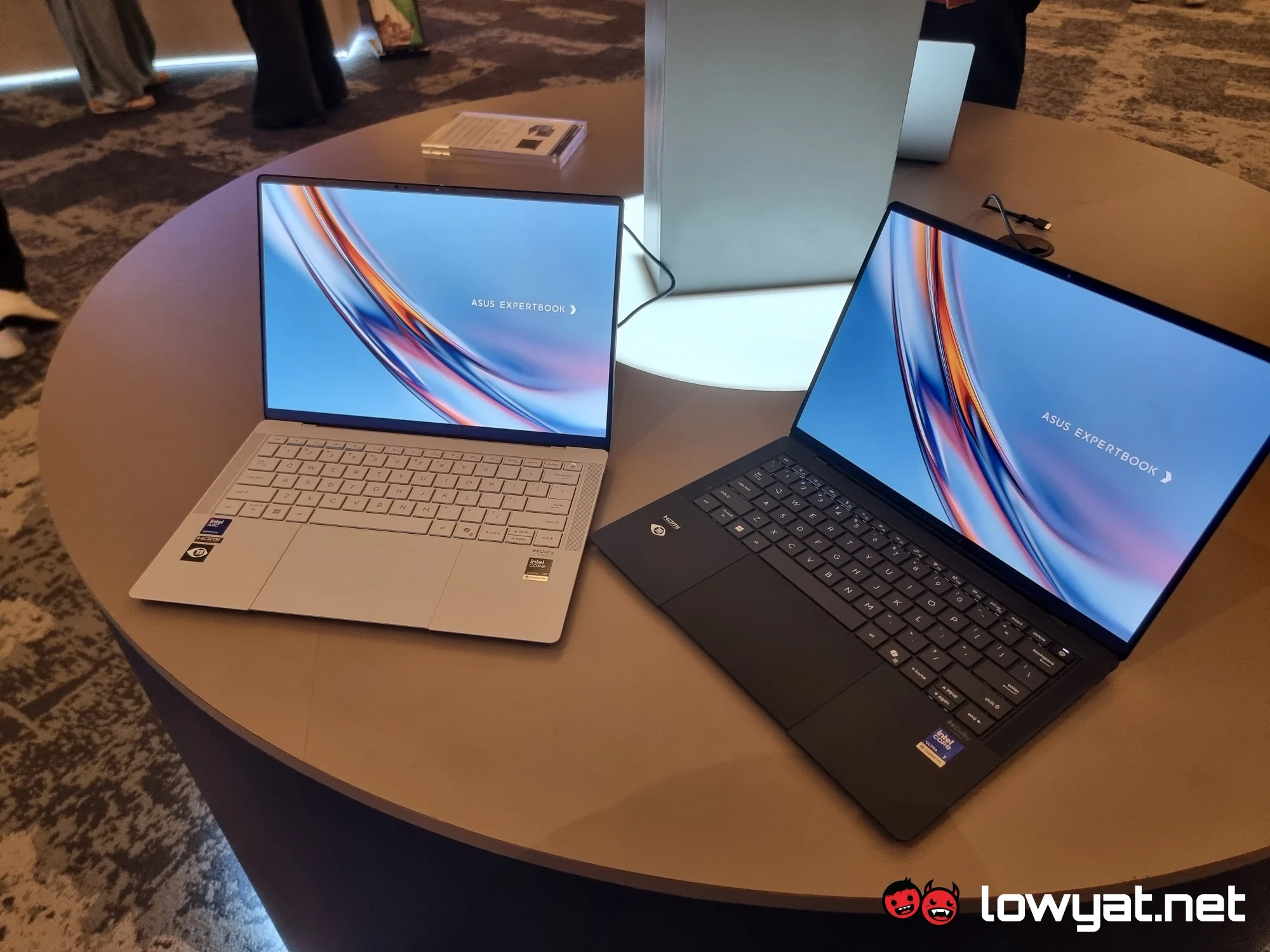 ASUS ExpertBook Ultra Launches
