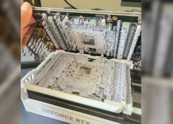 Gigabyte-AORUS-RTX-5090-Thermal-Paste-Overdoing-It-1