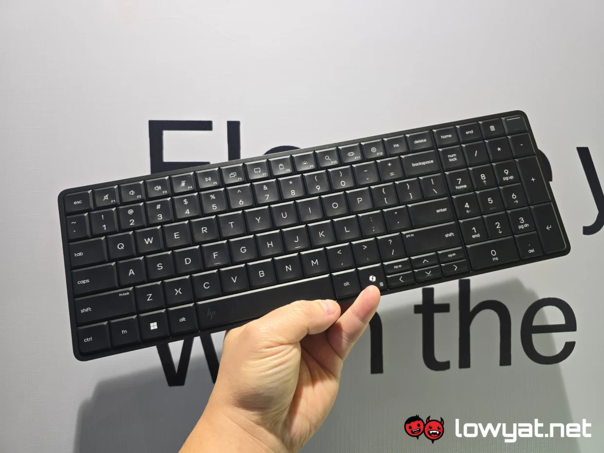 HP Elevate EliteBoard G1a 2