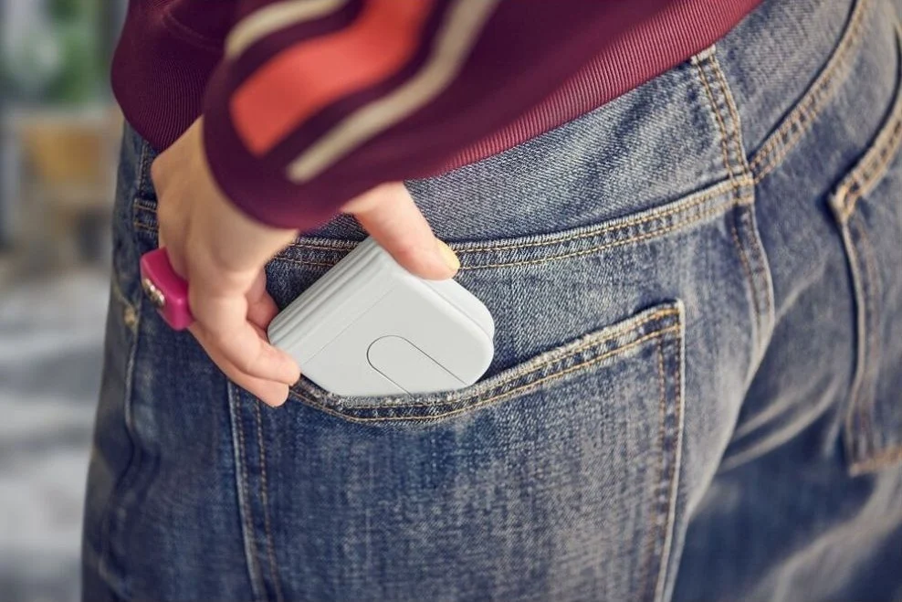 Logitech’s First-Ever Folding Mouse