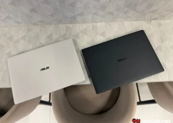 Meet The ASUS ExpertBook Ultra Branded Stock
