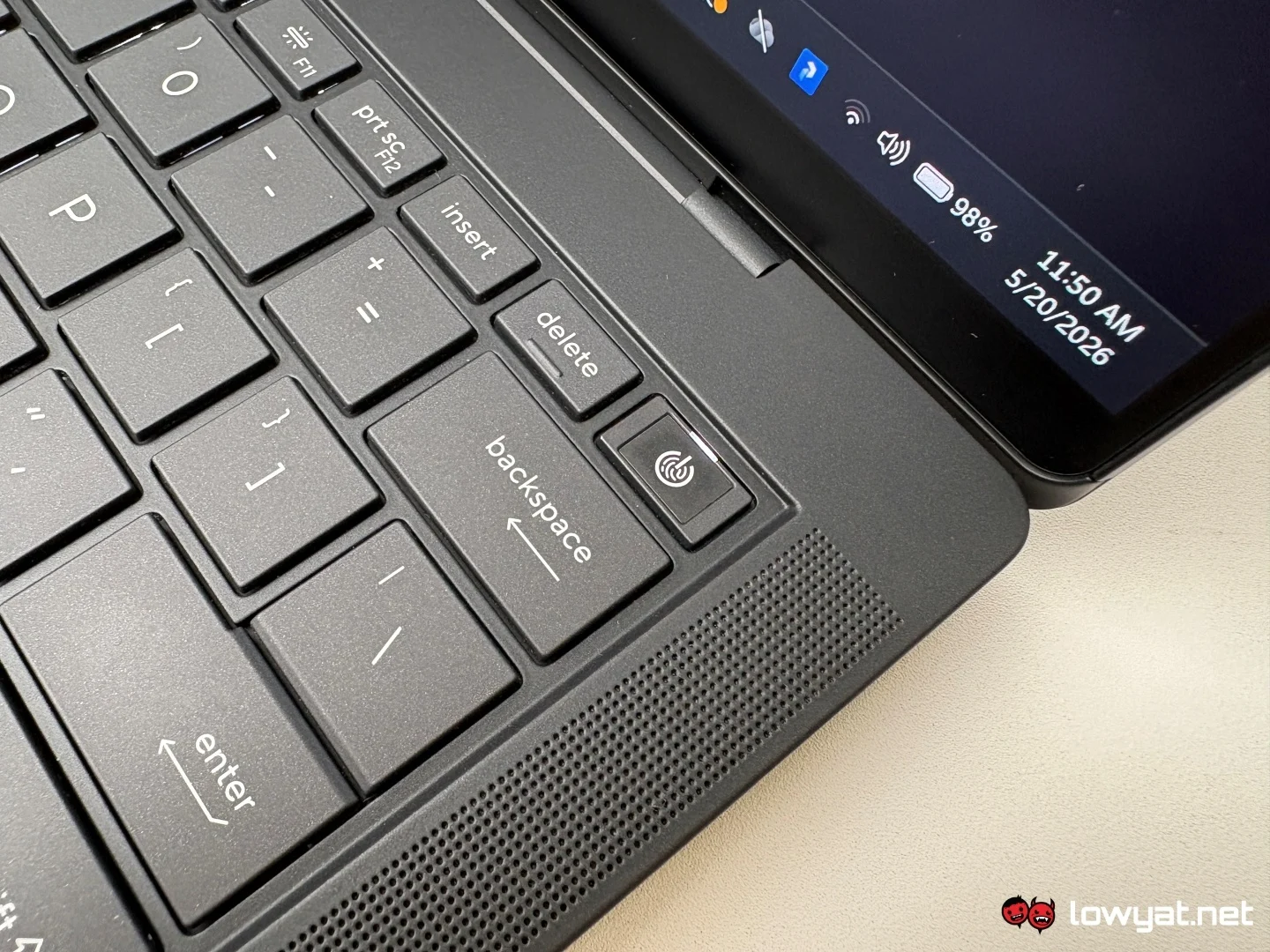 Meet The ASUS ExpertBook Ultra Branded Stock