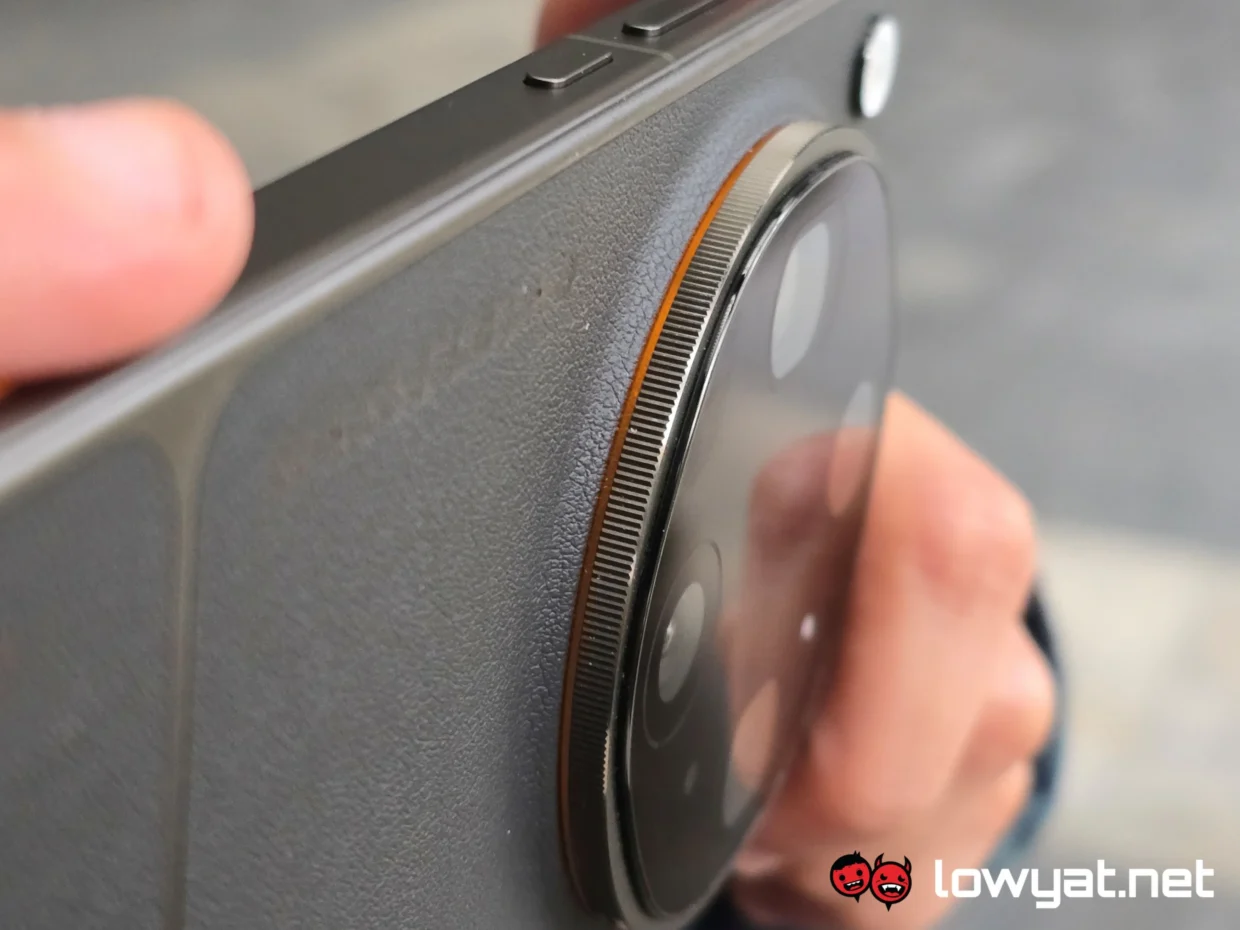 Oppo Find X9 Ultra Review: The Camera Alone Is Stunning 55 Oppo Find X9 Ultra Product Shot 9