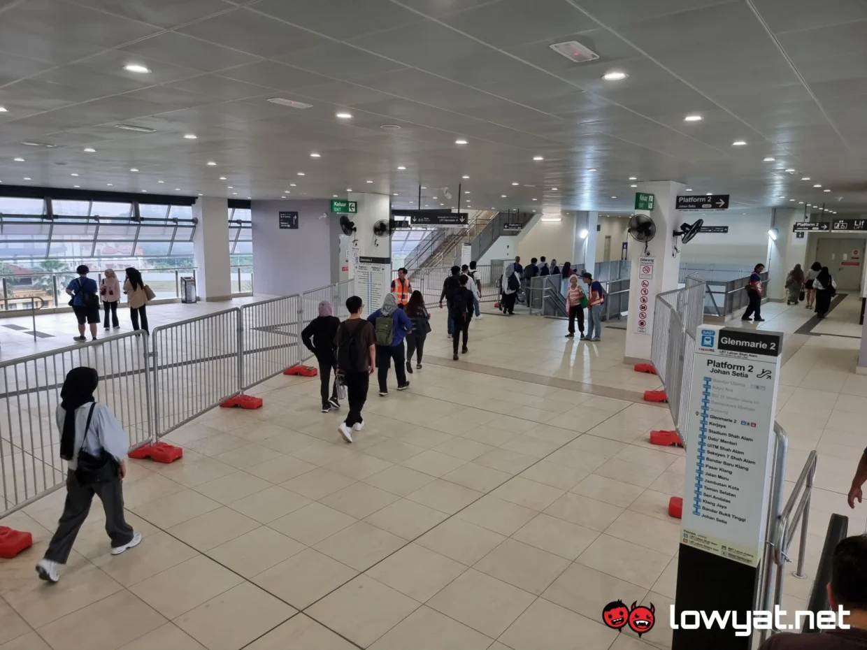 Photo Essay: LRT3 Shah Alam Line Day One Of Operation 18 Photo Essay LRT3 Shah Alam
