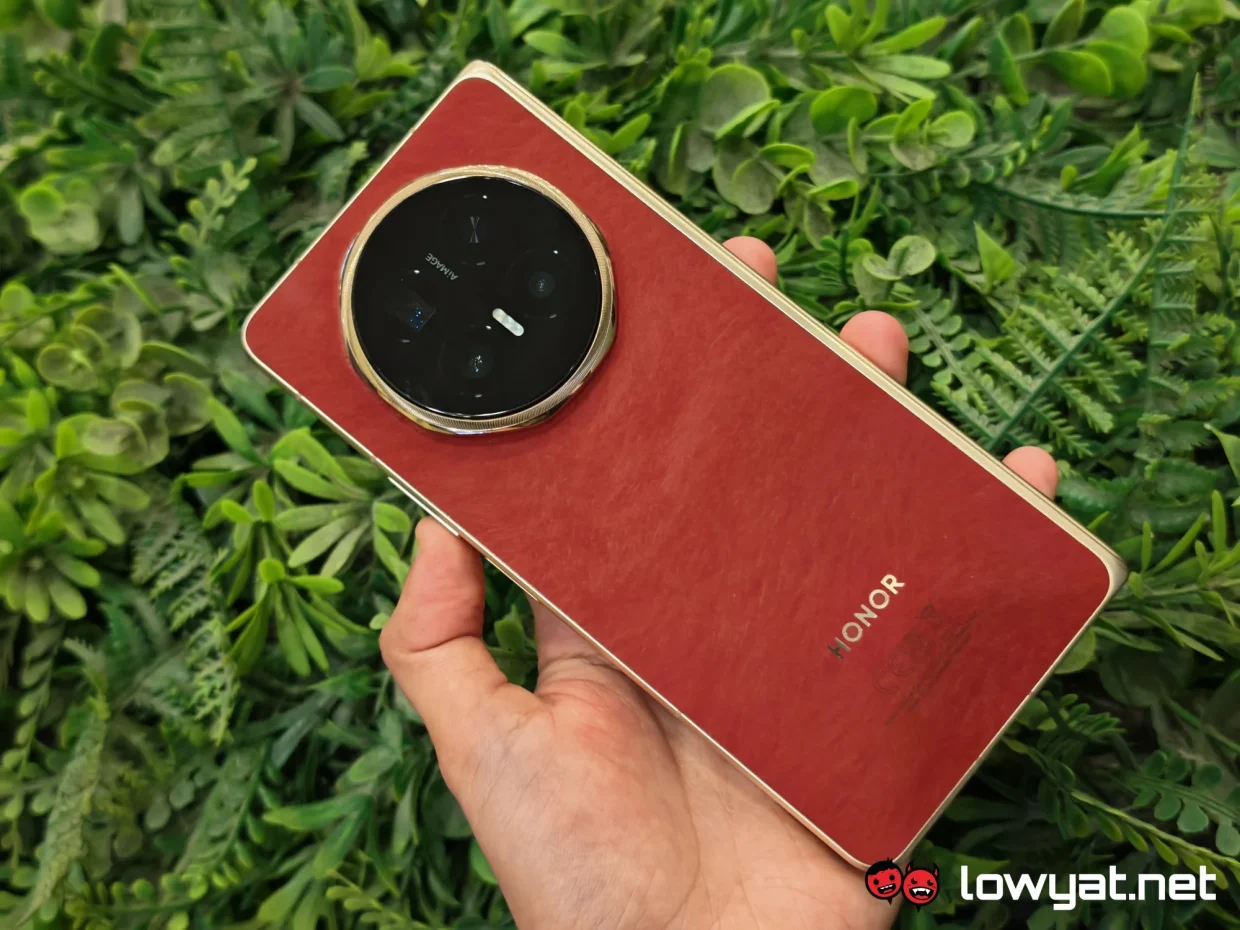 HONOR Magic V6