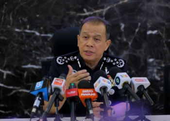 Inspector-General of Police Tan Sri Mohd Khalid Ismail online scam cases