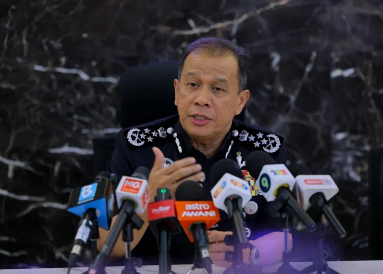 Inspector-General of Police Tan Sri Mohd Khalid Ismail online scam cases