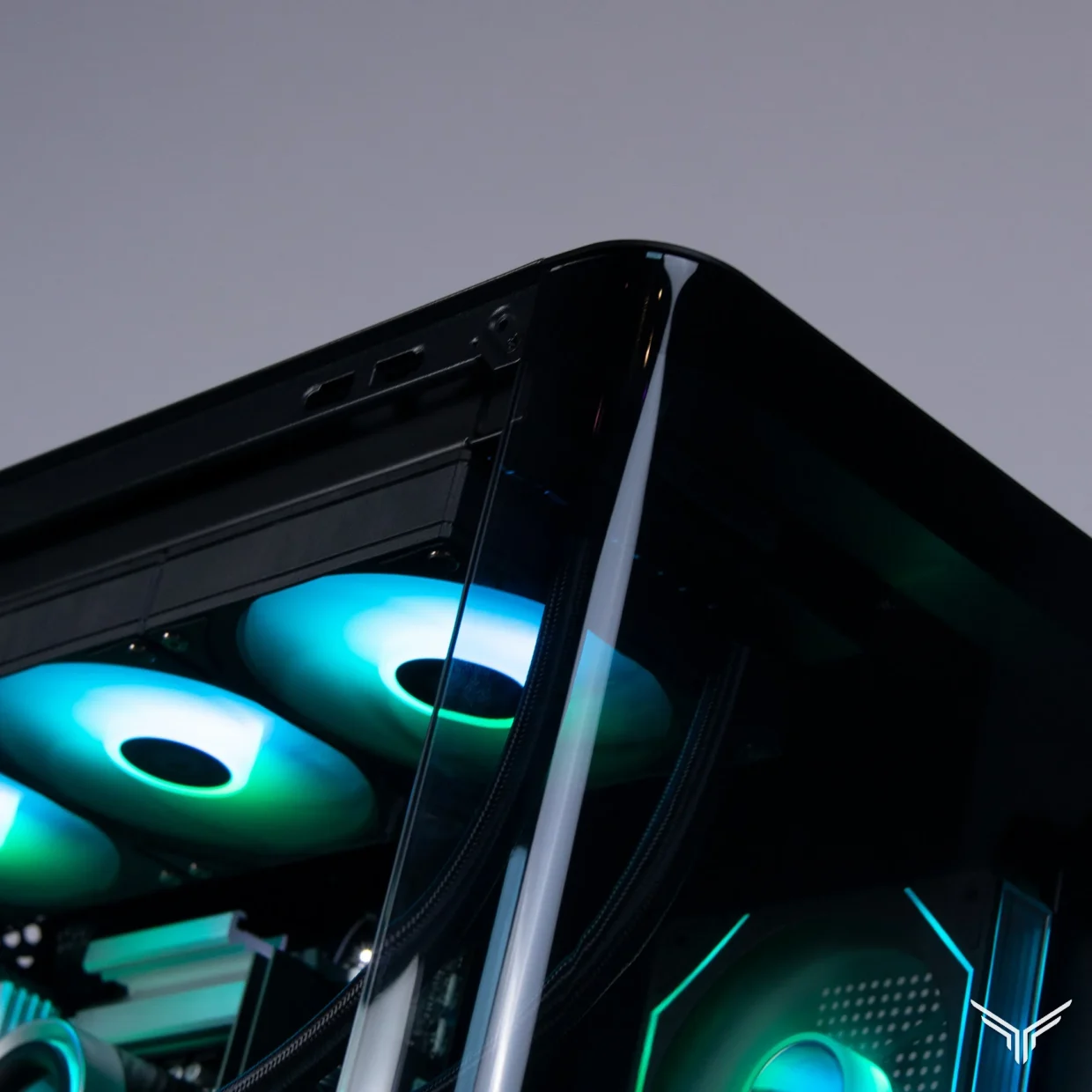 Illegear Announces Seaview, Revive, Reaper, And Aethra Custom PC Builds 3 Illegear Seaview