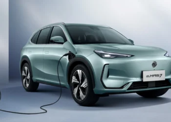 proton emas 7 charging