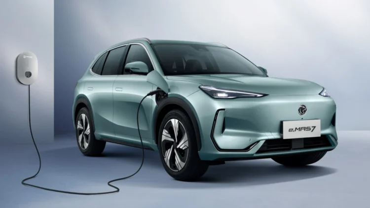 Proton Expands Condo EV Charging Network, Offers Special Residential Rate 1 proton emas 7 charging