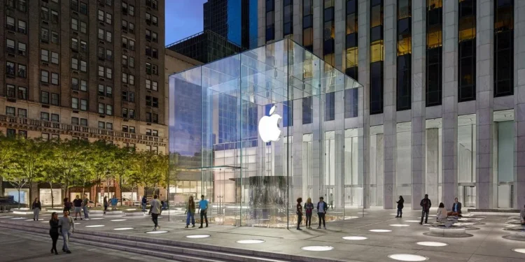 Apple Store Fifth Avenue 1200 x 800