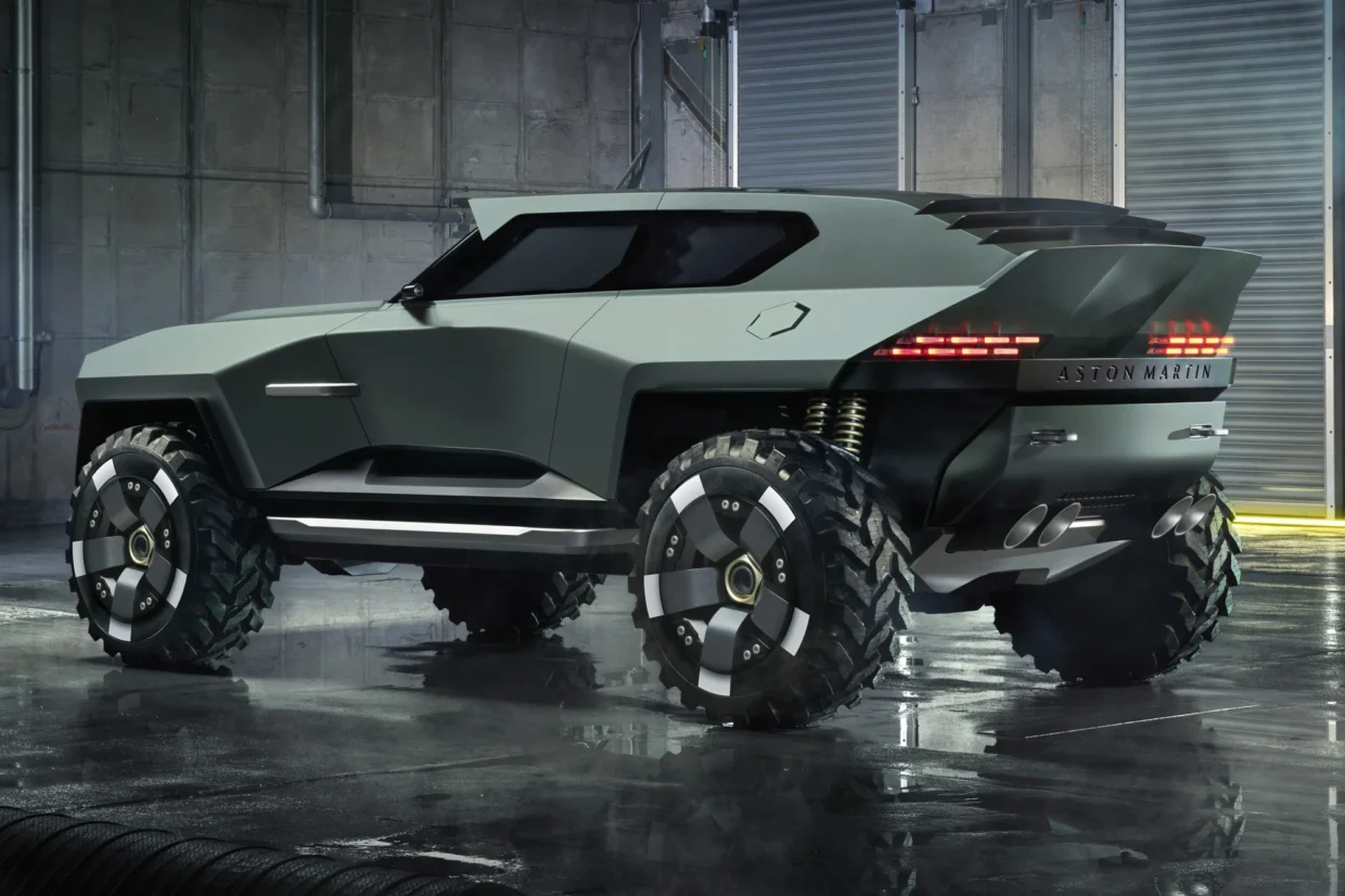 Aston Martin Dreadnought 2