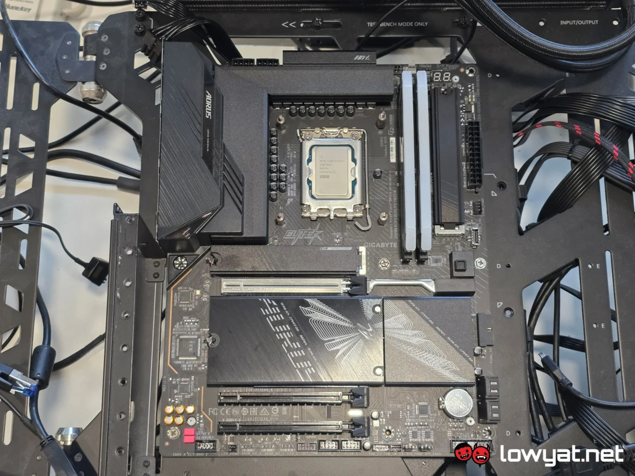 Gigabyte Z890 Aorus Elite Duo X Review: Mid-Range Board With Lots Of Connectivity 11 Gigabyte Z890 Aorus Elite Duo X 7