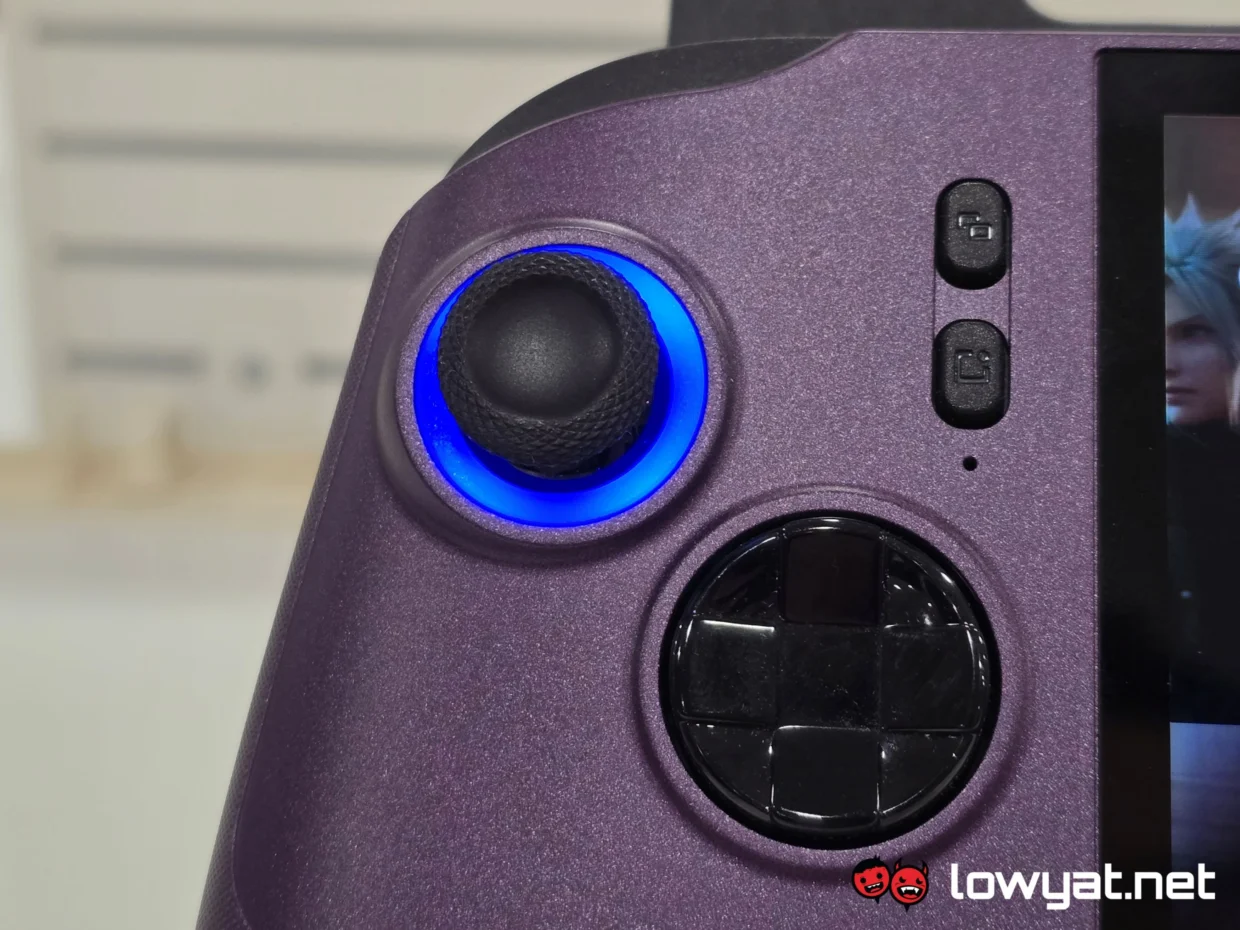 MSI Claw EX 8 AI+ Review: All Hail Panther Lake 30 MSI Claw EX 8 AI Review 10
