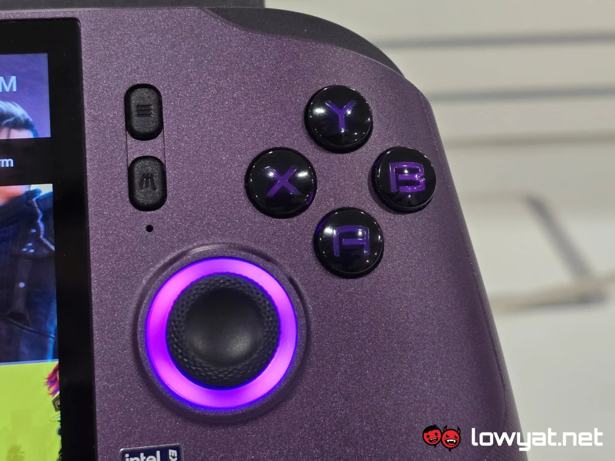 MSI Claw EX 8 AI+ Review: All Hail Panther Lake 29 MSI Claw EX 8 AI Review 9