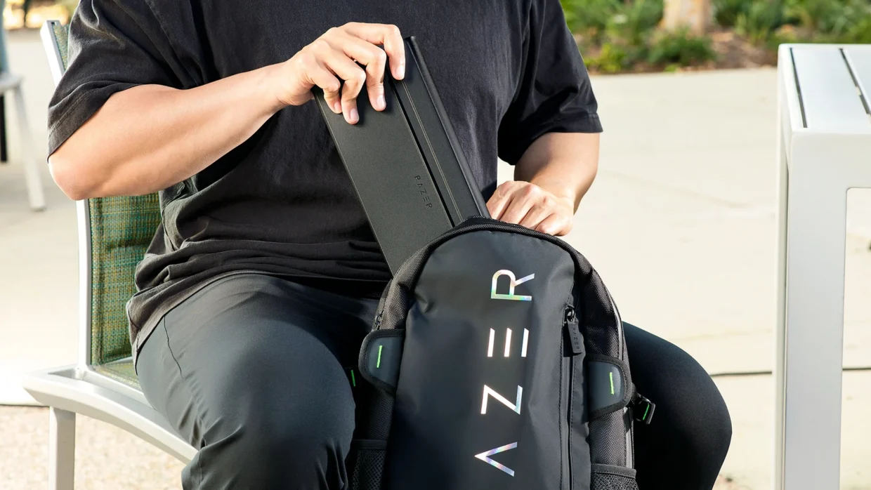 Razer Travel Case Folio for Portable Keyboards backpack