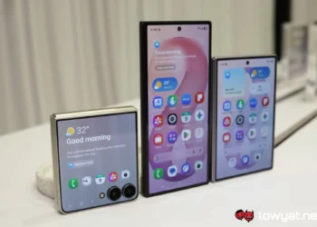 Samsung Galaxy Z Flip8 Fold8 Ultra Fold8 outer screens