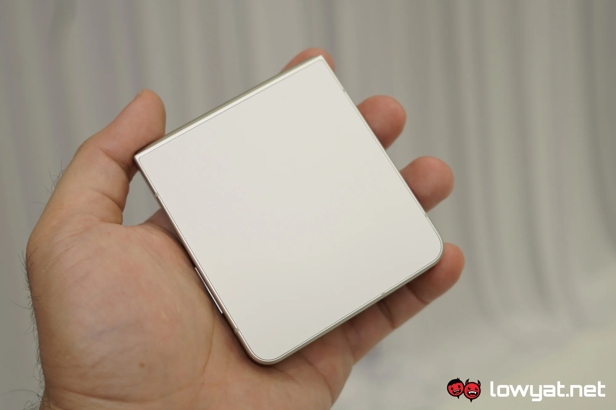 Samsung Galaxy Flip8 Now Official In Malaysia; Starts From RM5,399 4 Samsung Galaxy Z Flip8