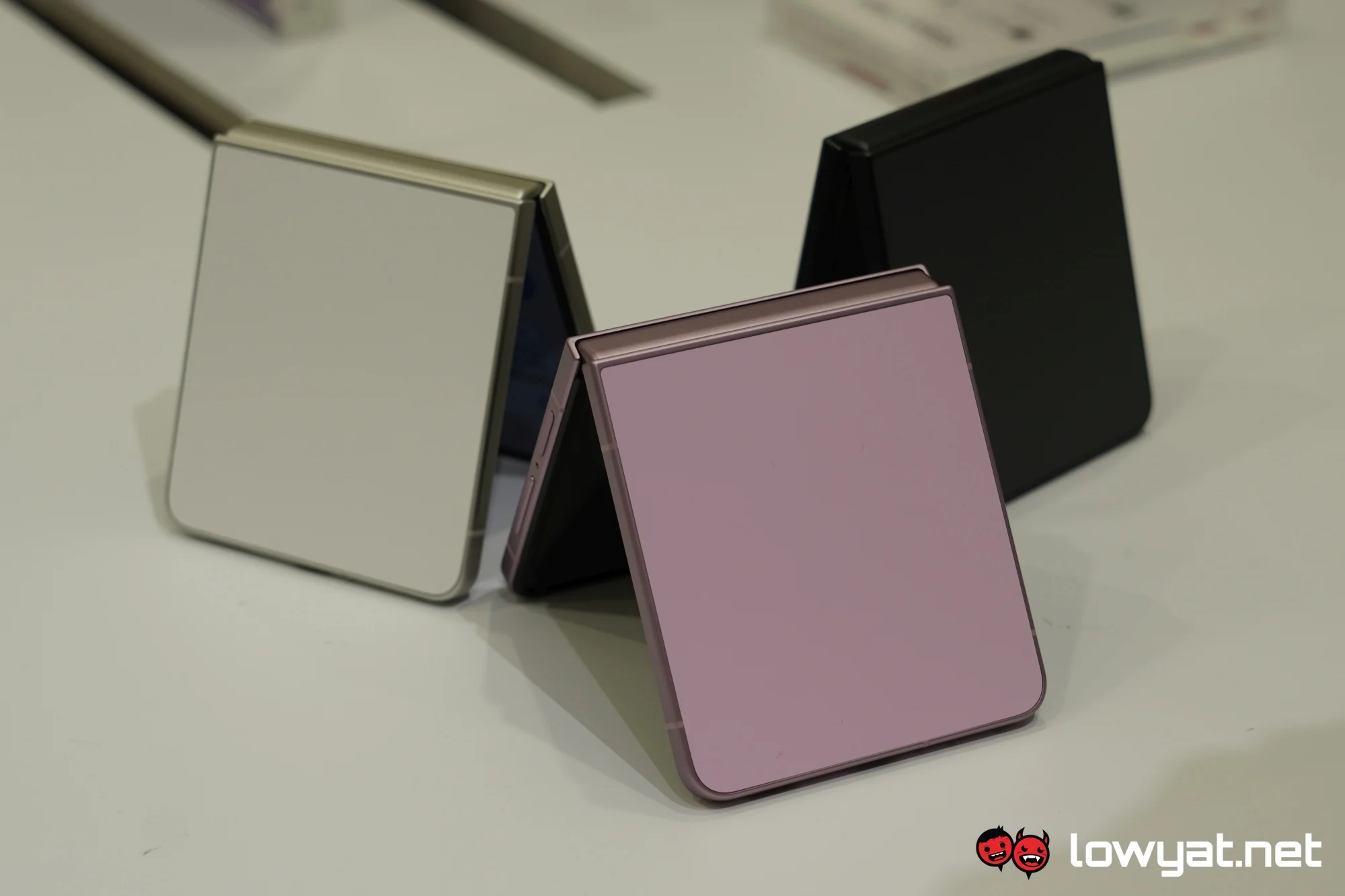 Samsung Galaxy Flip8 Now Official In Malaysia; Starts From RM5,399 10 Samsung Galaxy Z Flip8