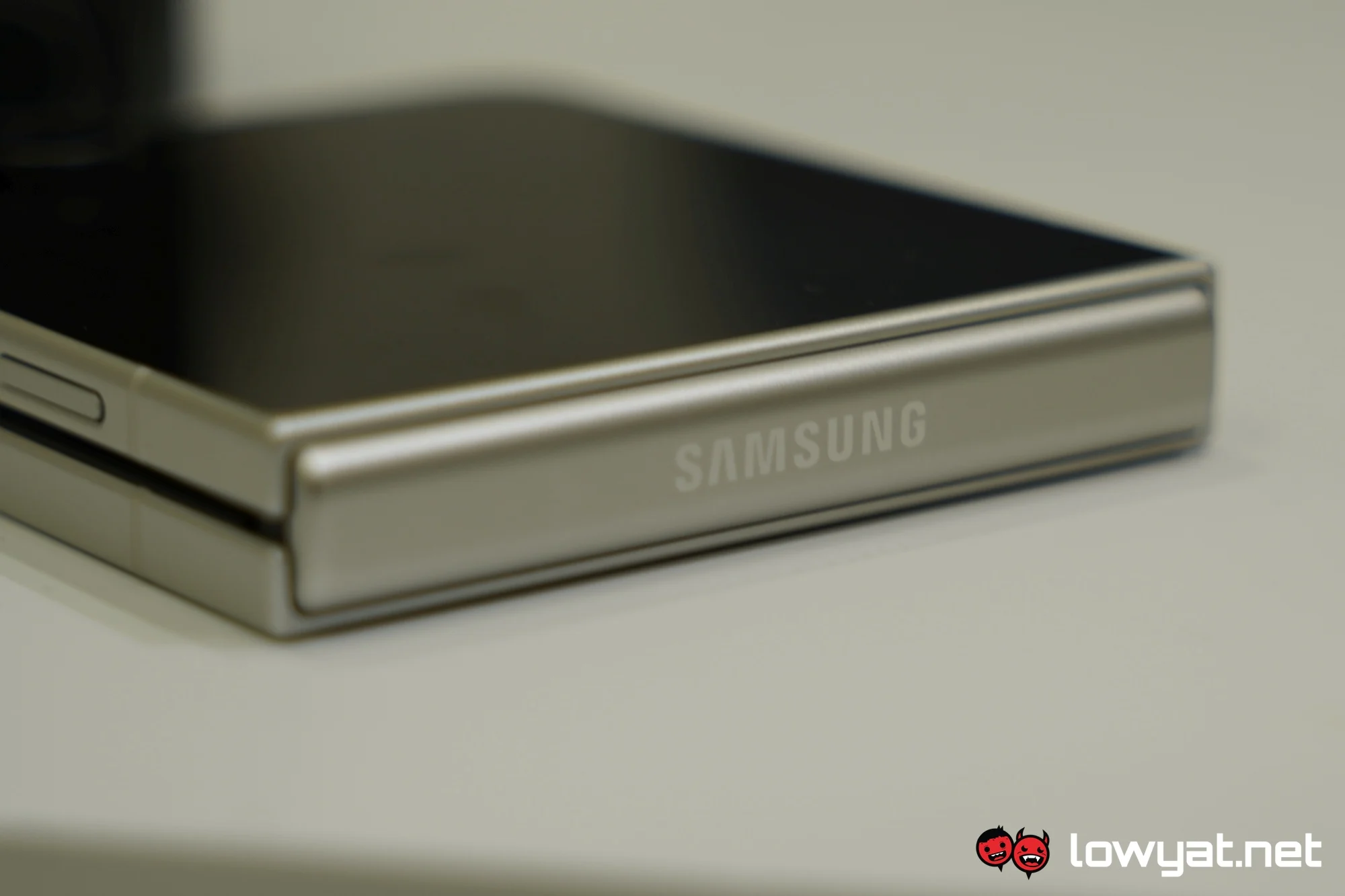 Samsung Galaxy Flip8 Now Official In Malaysia; Starts From RM5,399 5 Samsung Galaxy Z Flip8