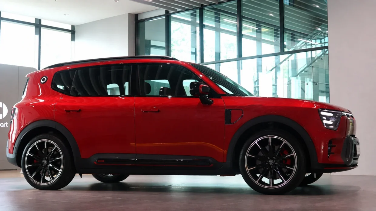 Smart #5 Gets RM10,000 Price Hike; Brabus Model Gets Laser Red Limited Edition 3 Smart #5 Brabus Laser Red Edition side