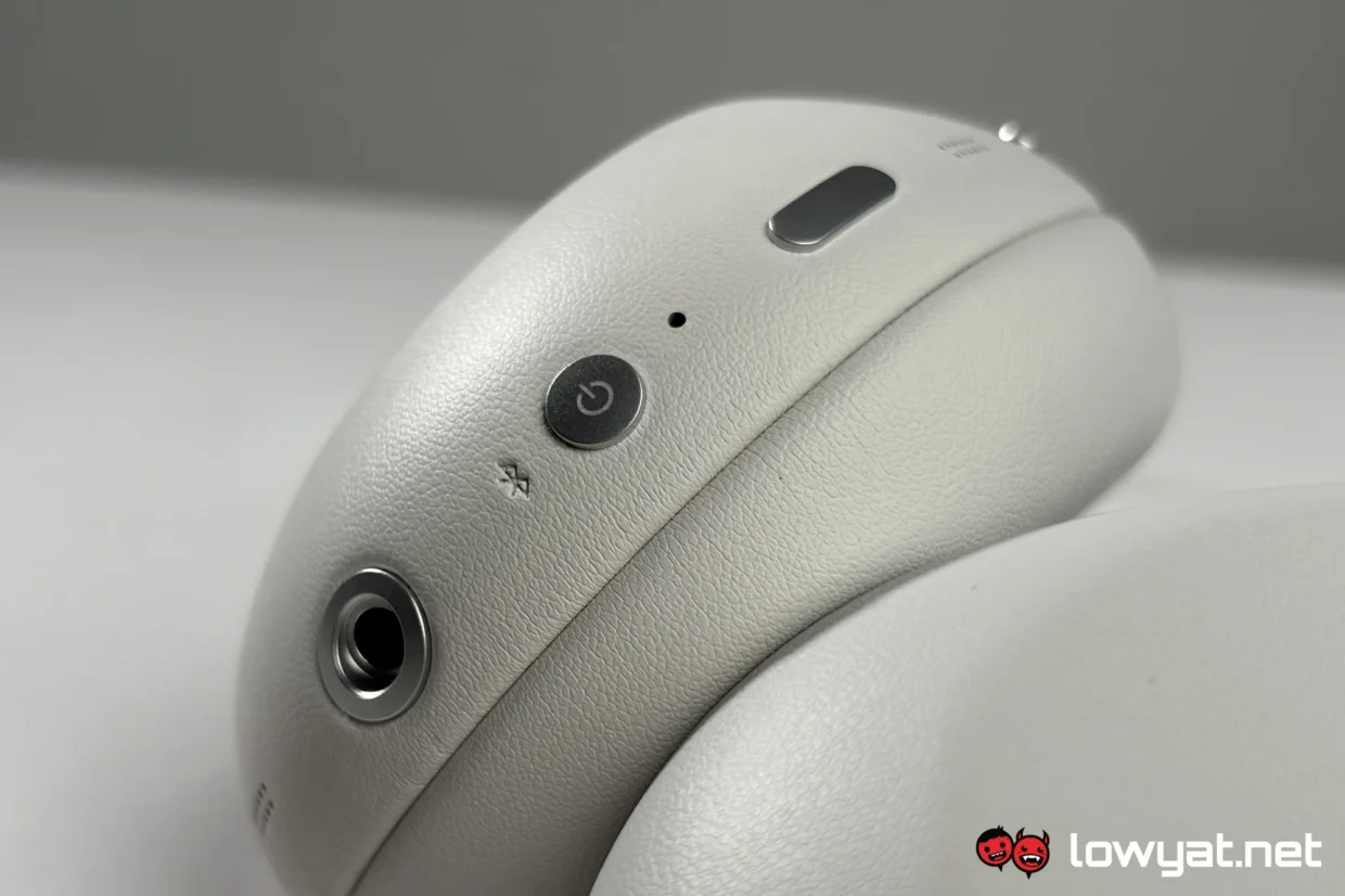 Sony 1000X The Collexion Review: Out Of The High-End And Into The Premium 11 Sony 1000X The Collexion buttons 2